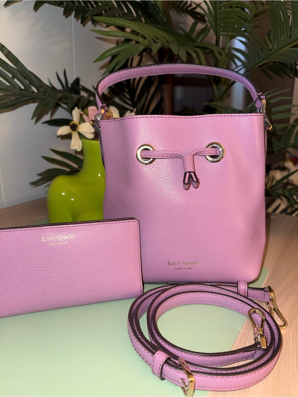 Kate Spade Bucket Bag with Matching Wallet